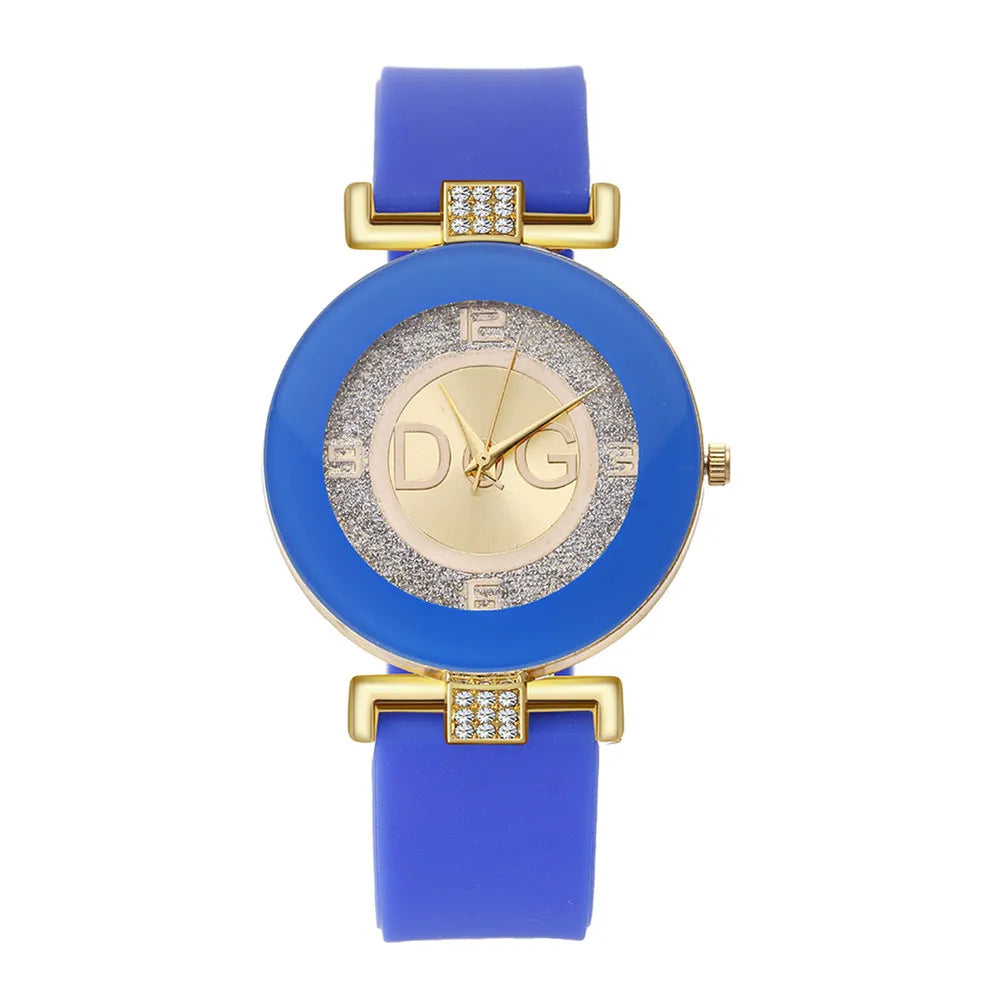 Black White Quartz Watch. Women Minimalist Design Silicone Strap