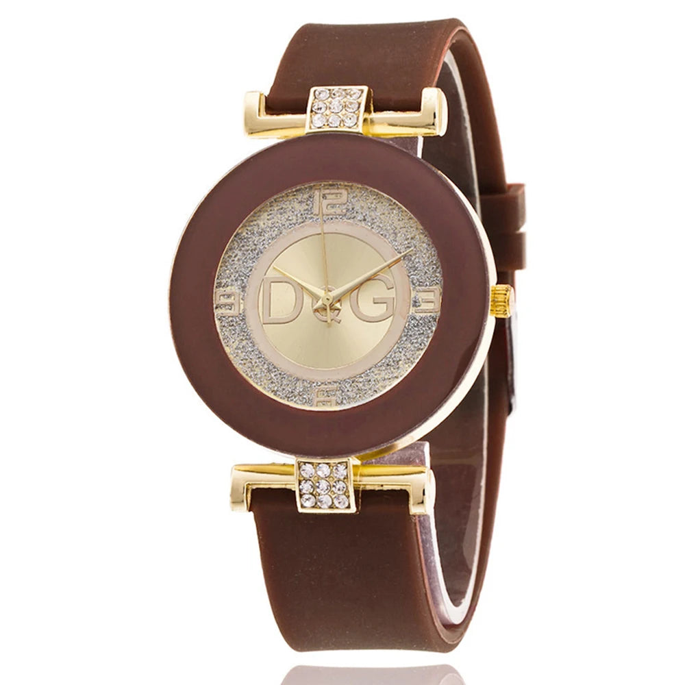 Black White Quartz Watch. Women Minimalist Design Silicone Strap