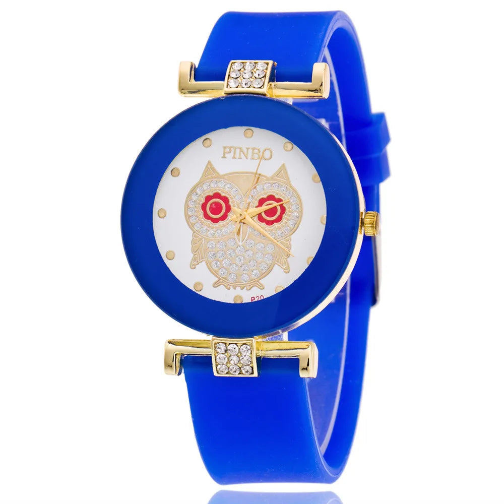 Black White Quartz Watch. Women Minimalist Design Silicone Strap