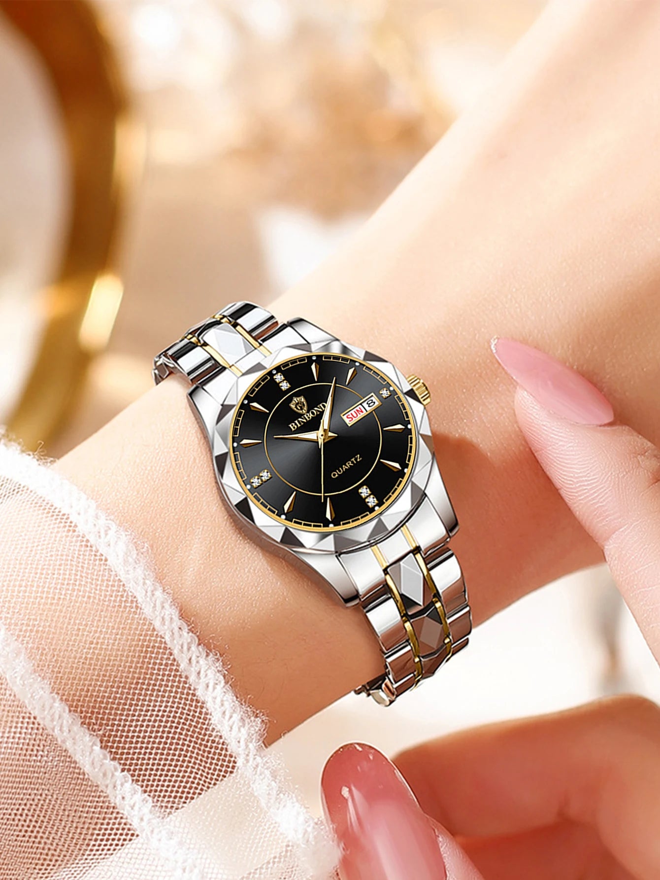 Luxury Fashion Ladies Quartz Watch Waterproof with Luminous Date