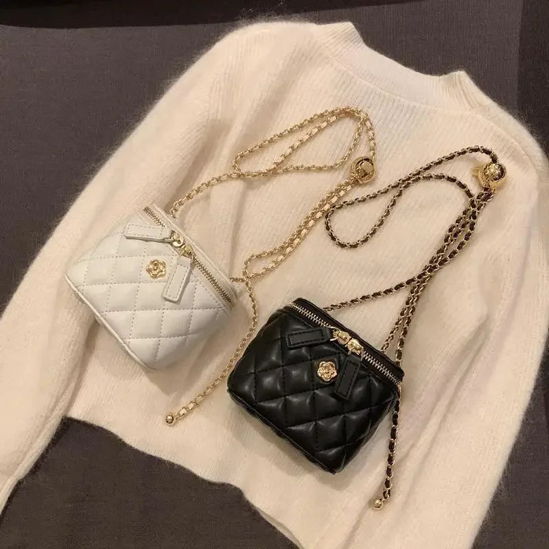 Mini shoulder bag Camellia lingeries chain box small bag
