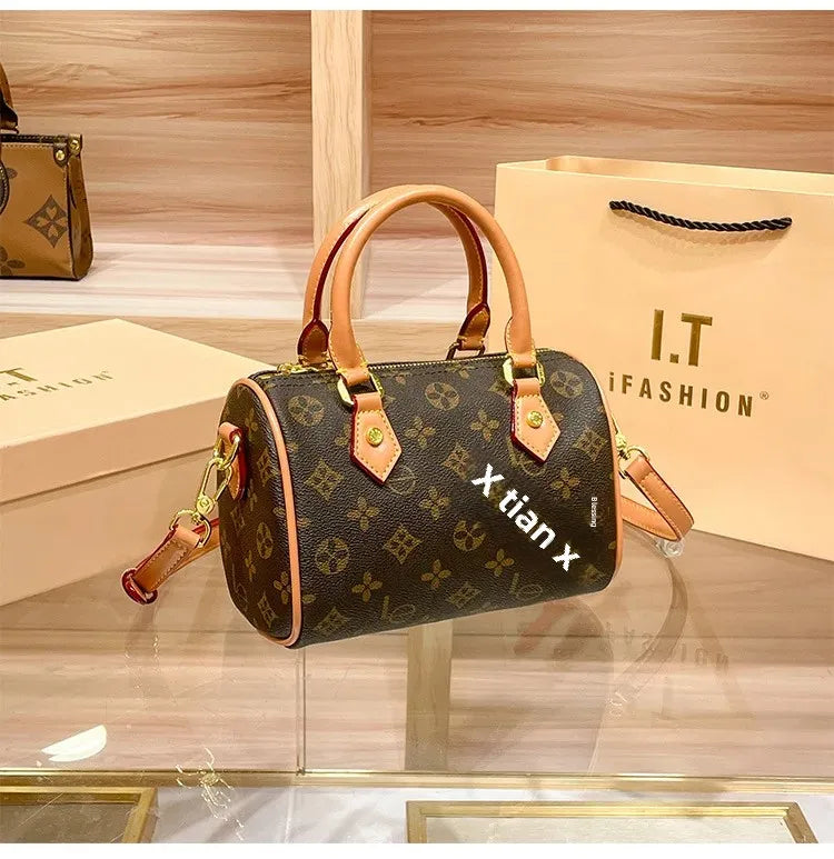 Women's Pillow Handbag Vintage Floral.Fashionable And Stylish Bag