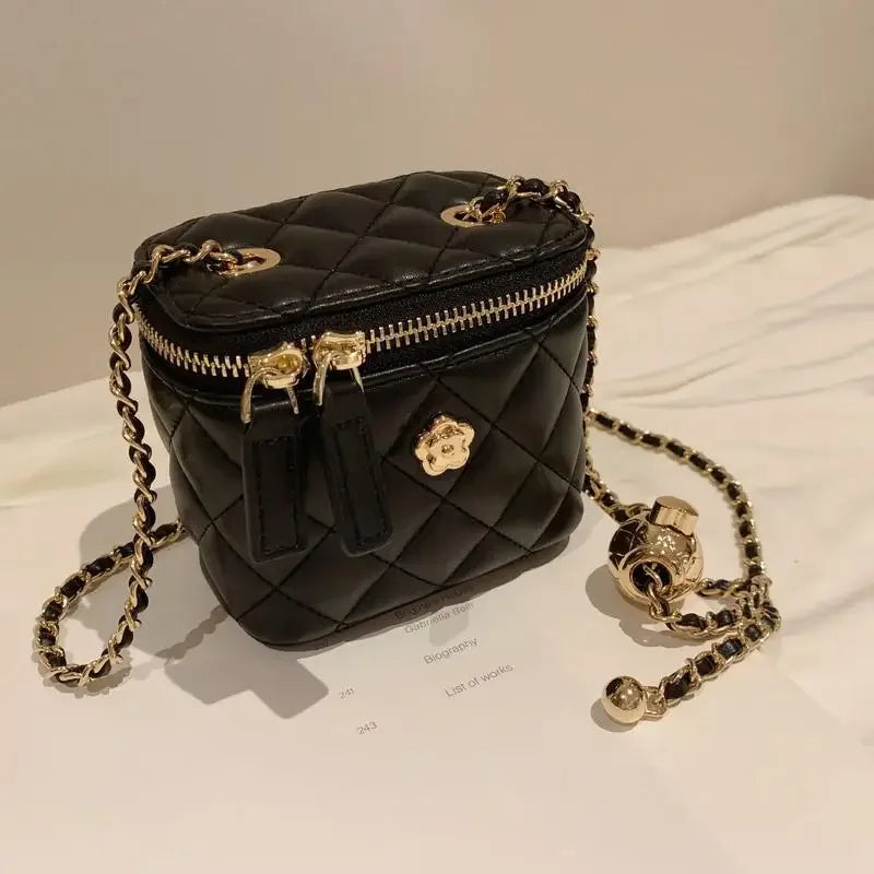 Mini shoulder bag Camellia lingeries chain box small bag