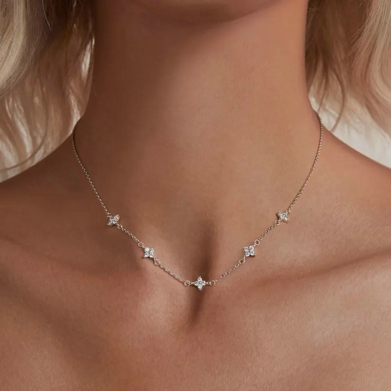 Four-Leaf Choker Necklace