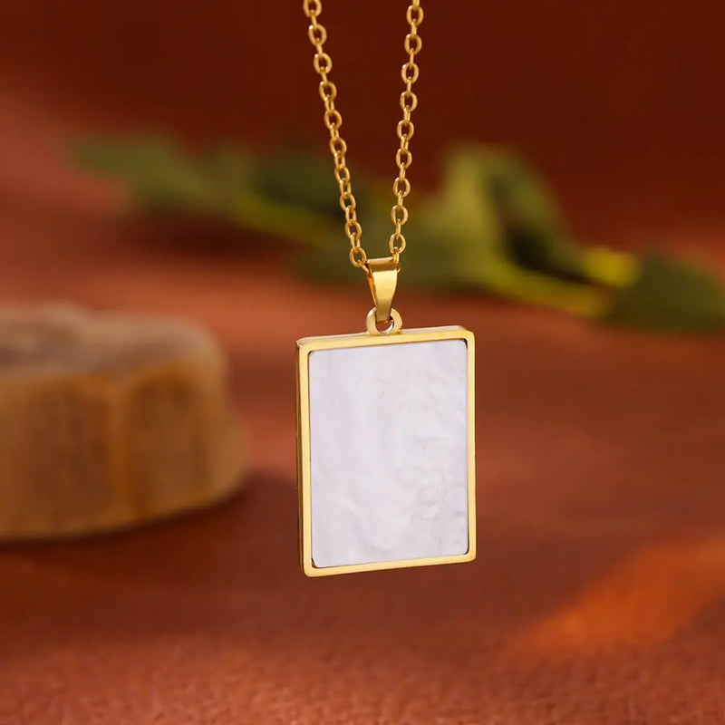 Gold Pendant Necklace