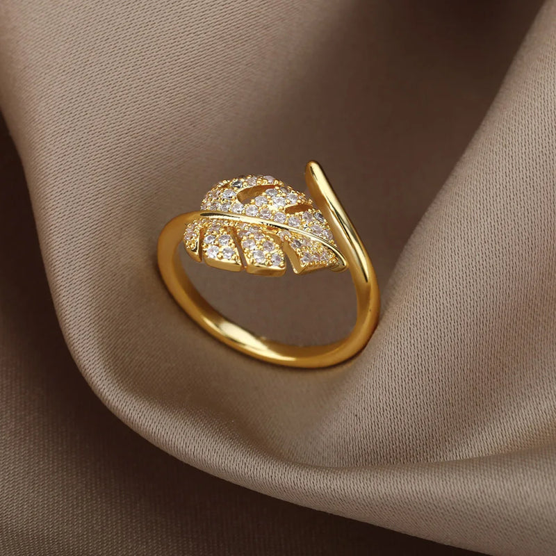 Palm Leaf Gold Ring