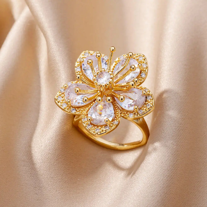 Exquisite Flower Ring