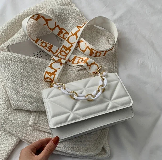 Fashionable women's retro casual shoulder bag