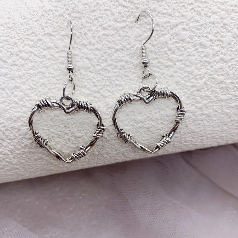 Vintage Gothic  heart earrings
