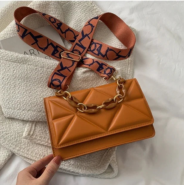 Fashionable women's retro casual shoulder bag