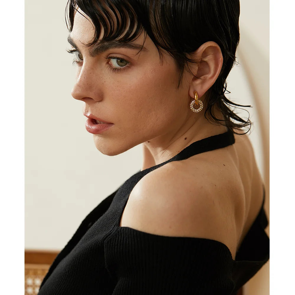 18K Gold Huggie Hoop Earrings