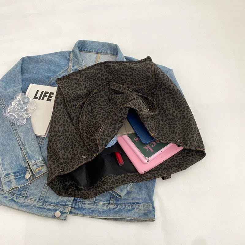 Leopard Pattern Tote Bag. Vintage Canvas Shoulder Bag.