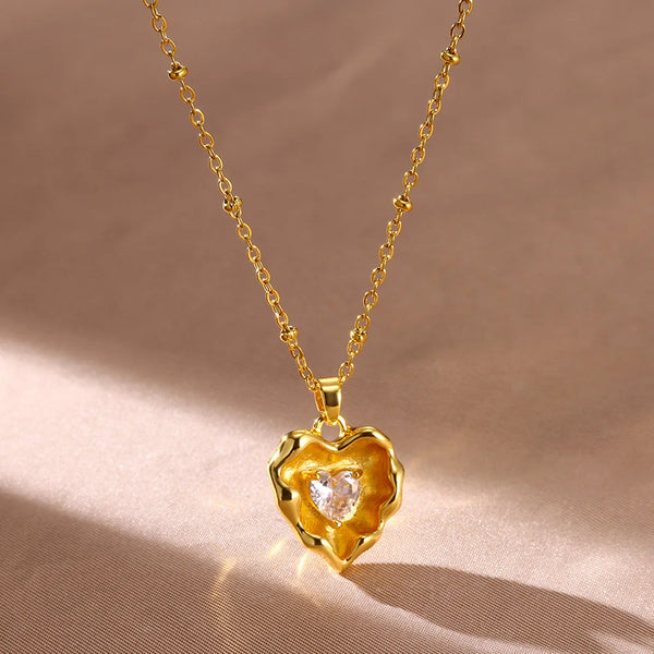 Gold Vintage Irregular Heart Necklace