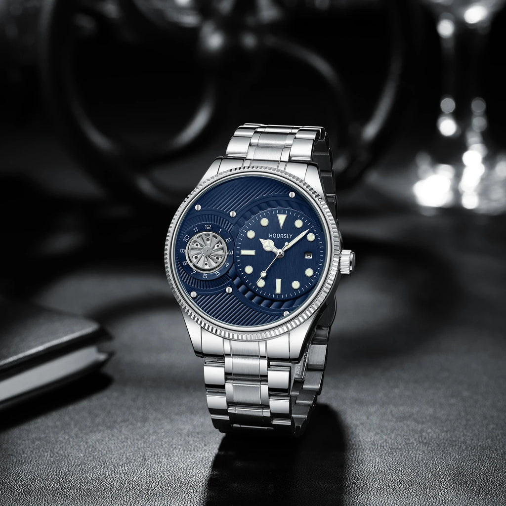 Fashionable  men's watch. Simple circular dial with rotating turntable luminous calendar stainless steel
