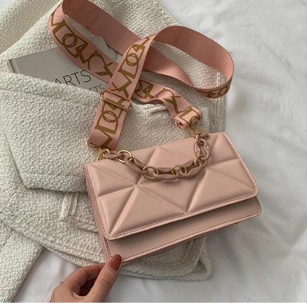 Fashionable women's retro casual shoulder bag