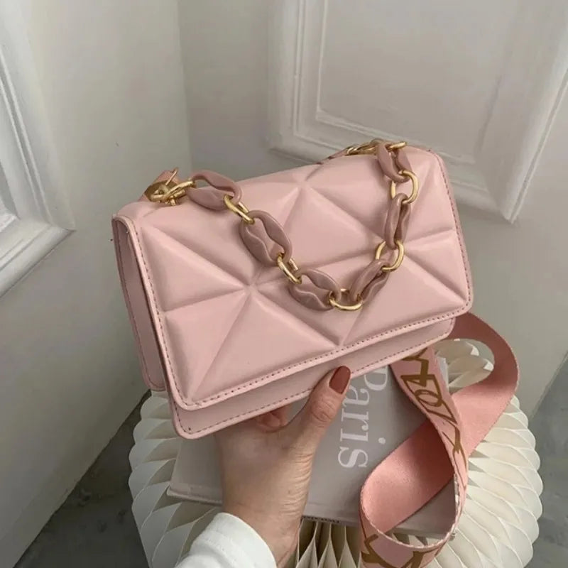 Fashionable women's retro casual shoulder bag