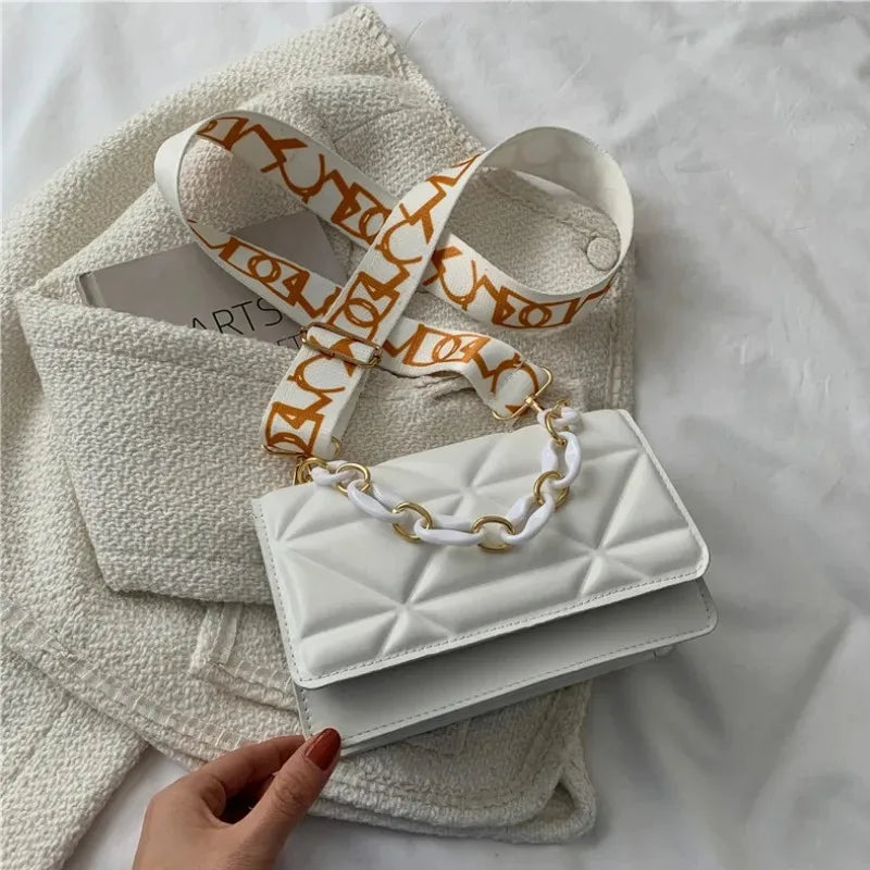 Fashionable women's retro casual shoulder bag