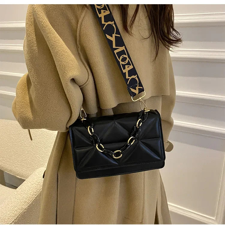 Fashionable women's retro casual shoulder bag