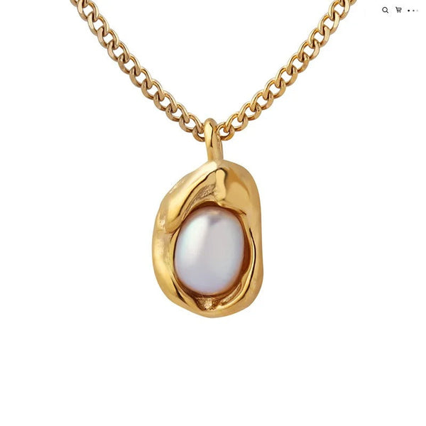 Gold-Plated Pearl Pendant Necklace