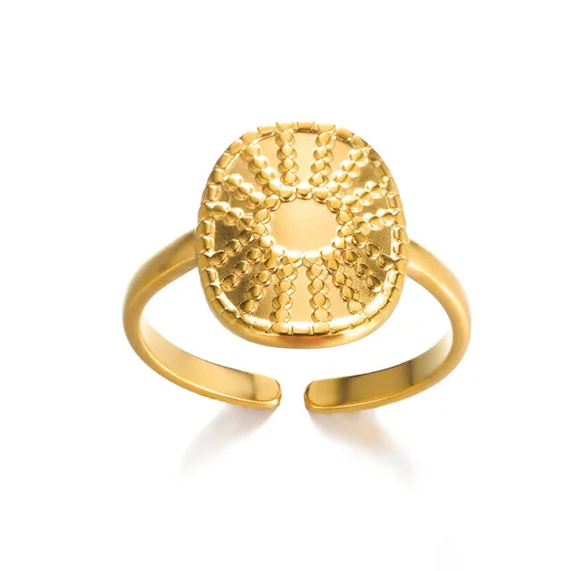 Classic Gold Ring